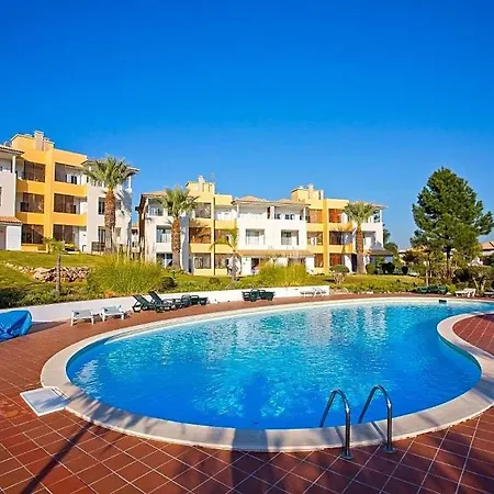 Sleeps 4 With Pool And Air Con Apartment Benfarras